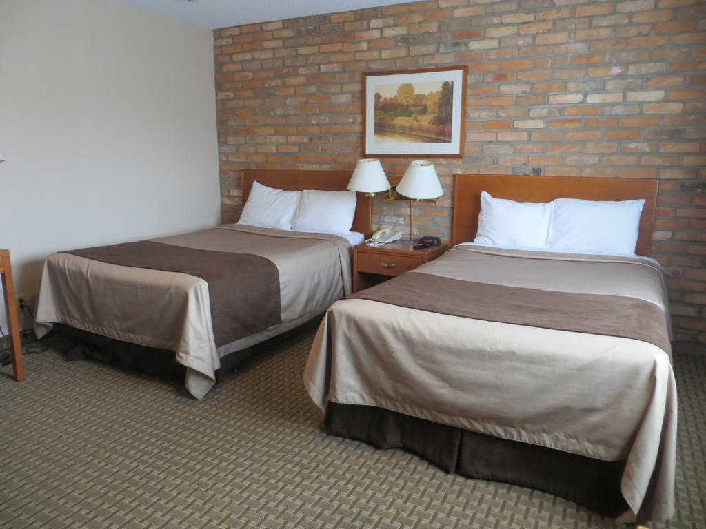 Travelodge By Wyndham Thunder Bay On מראה חיצוני תמונה
