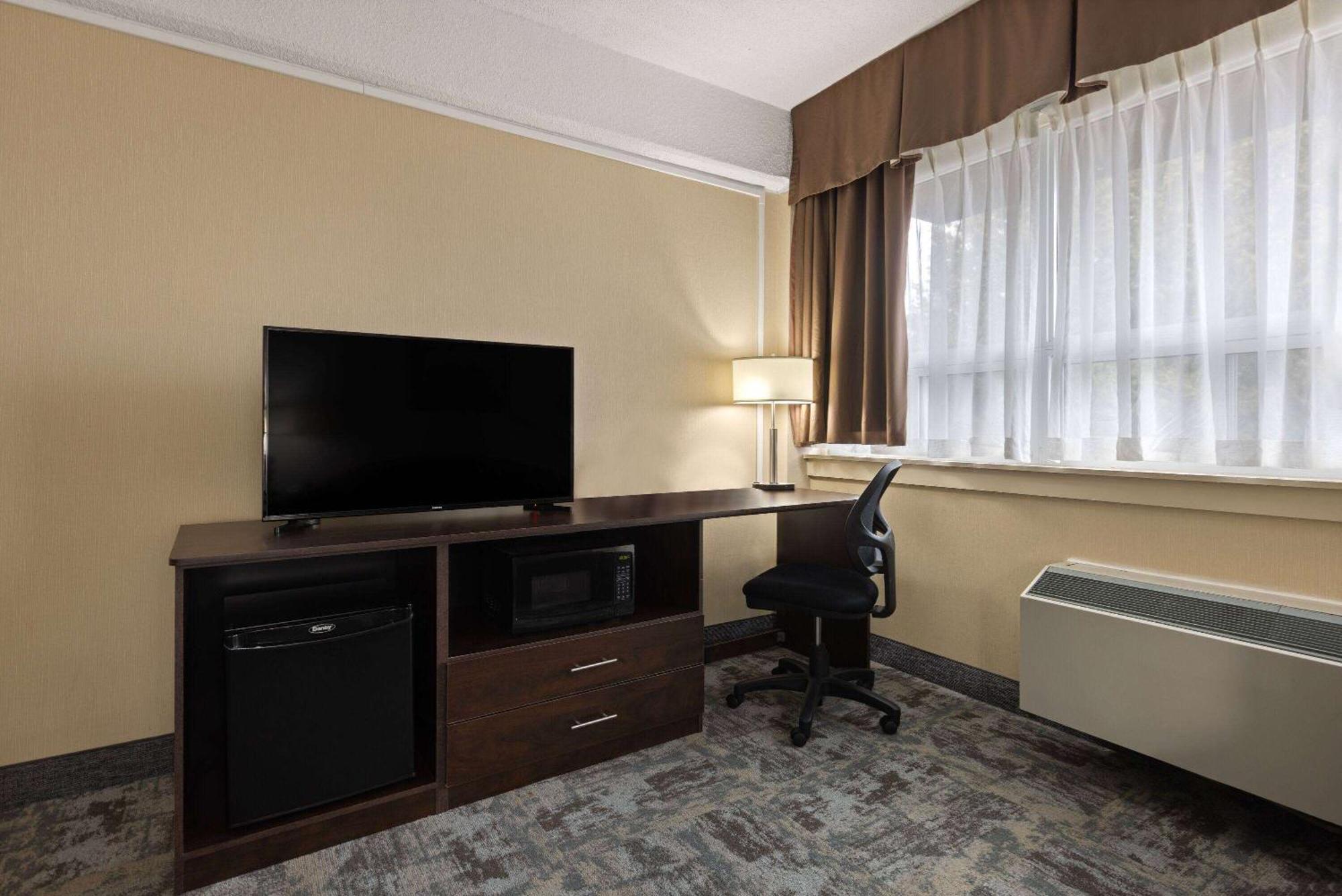 Travelodge By Wyndham Thunder Bay On מראה חיצוני תמונה